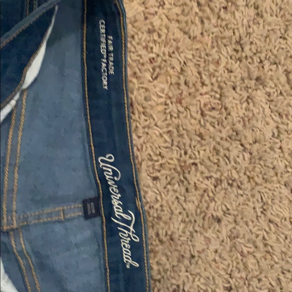 Universal Threads Basic Jean - Picture 3 of 4